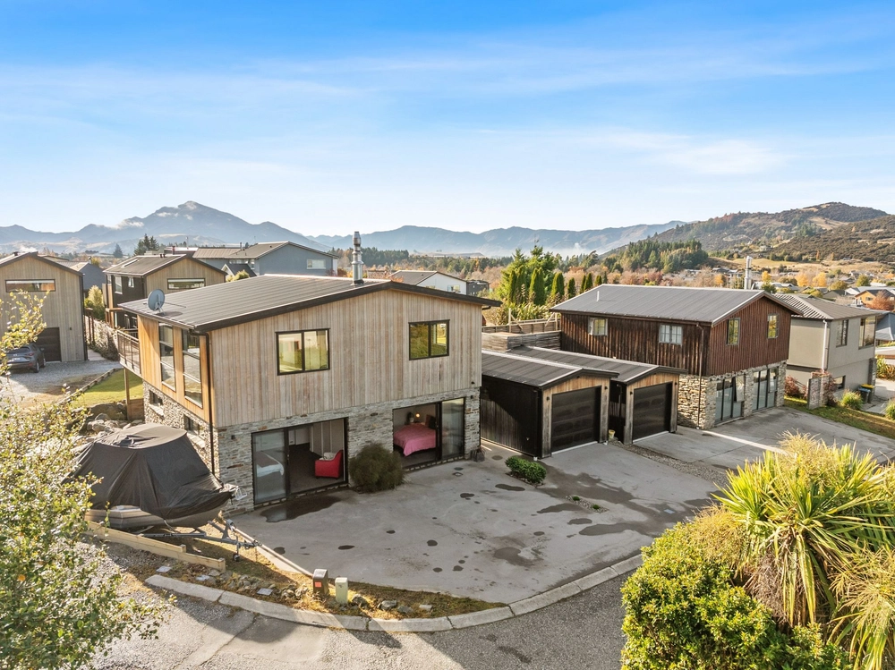 Photos of 8 Anreca Lane