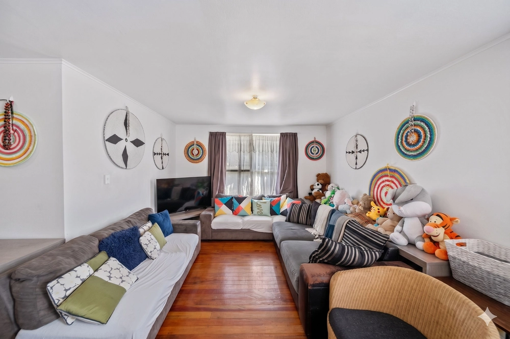 Photos of 36 Landon Avenue