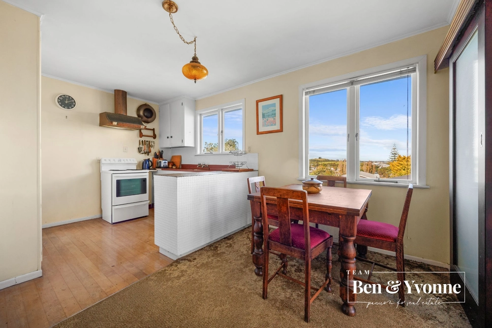 Photos of 24 Cotswold Lane