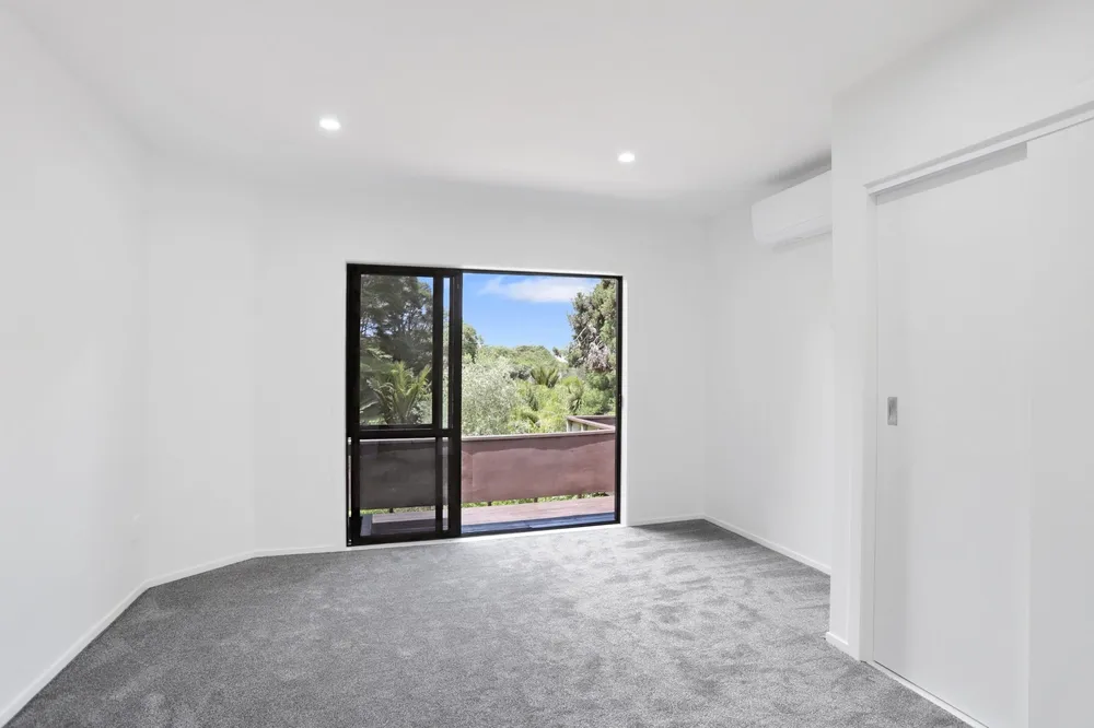 Photos of 19 Warner Park Avenue