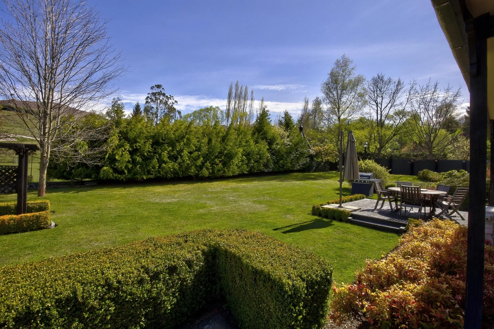 Photos of 353A Littles Road