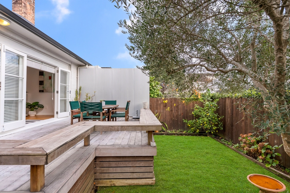 Photos of 25 Edmund Street