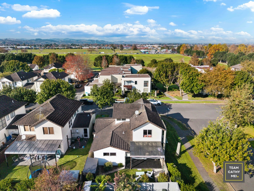 Photos of 29 Figaro Crescent