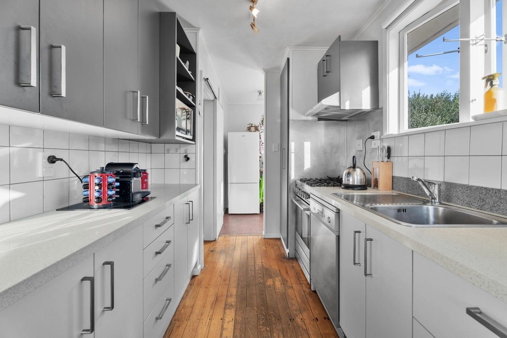 Photos of 15 Albion Place