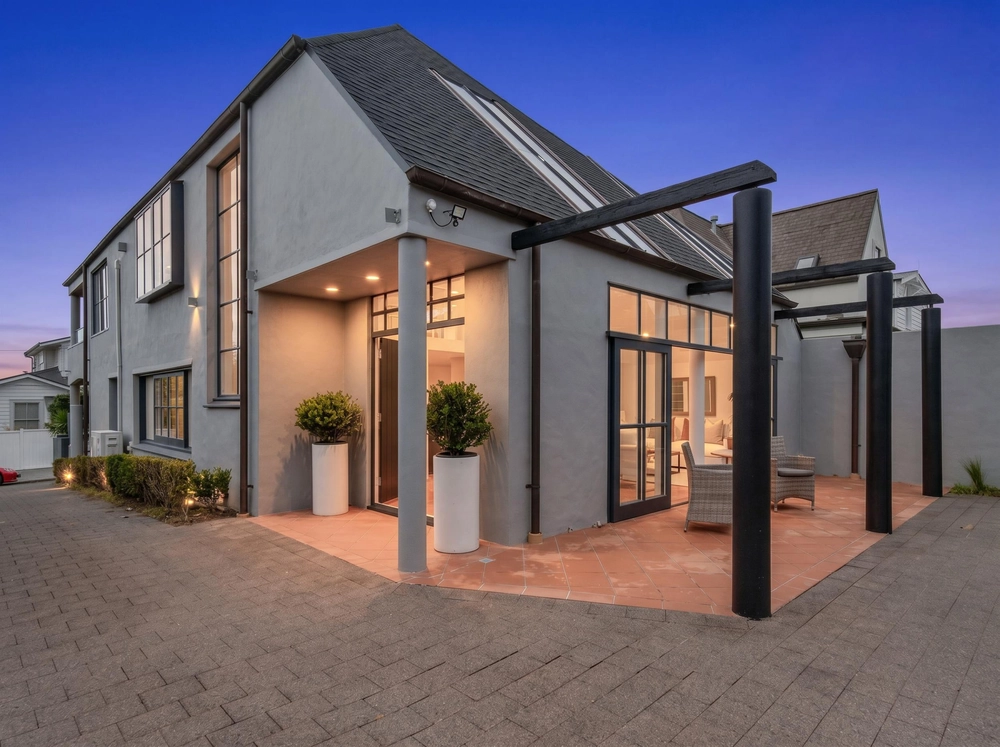 Photos of 13 Mamie Street