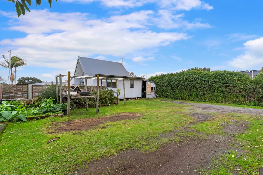 Photos of 70 Mckenzie Road
