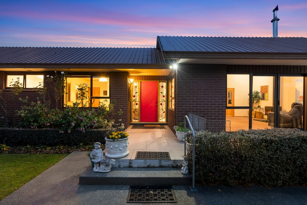 Photos of 212 Maidstone Road