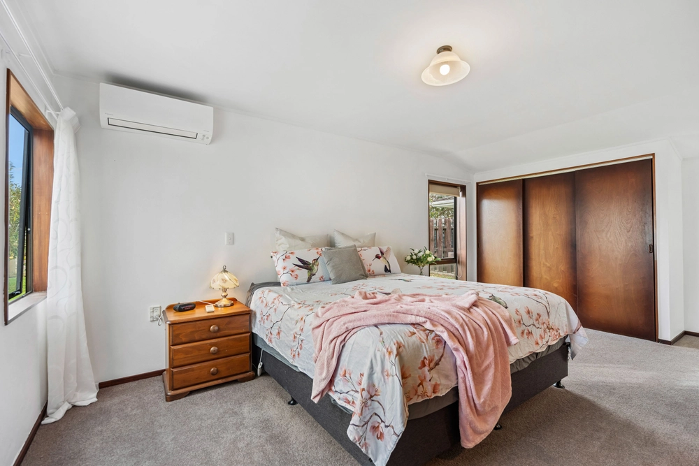 Photos of 41 Churchill Street