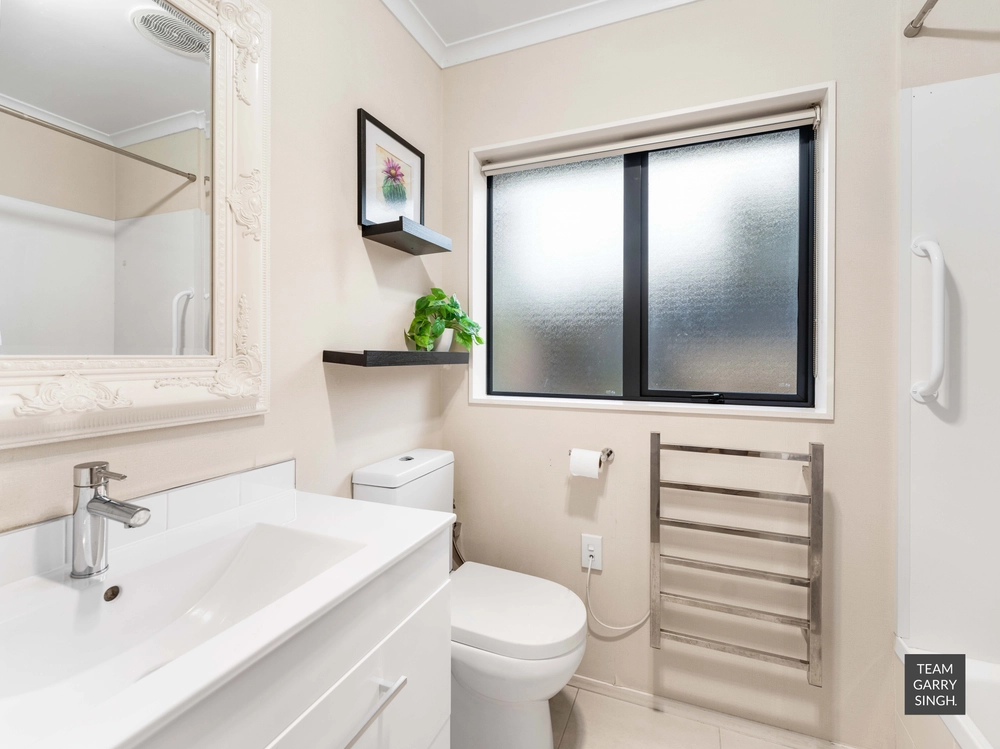 Photos of 12 Rushbury Place