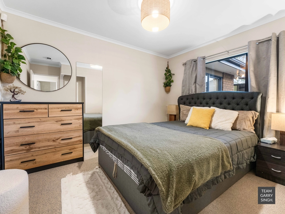 Photos of 12 Rushbury Place