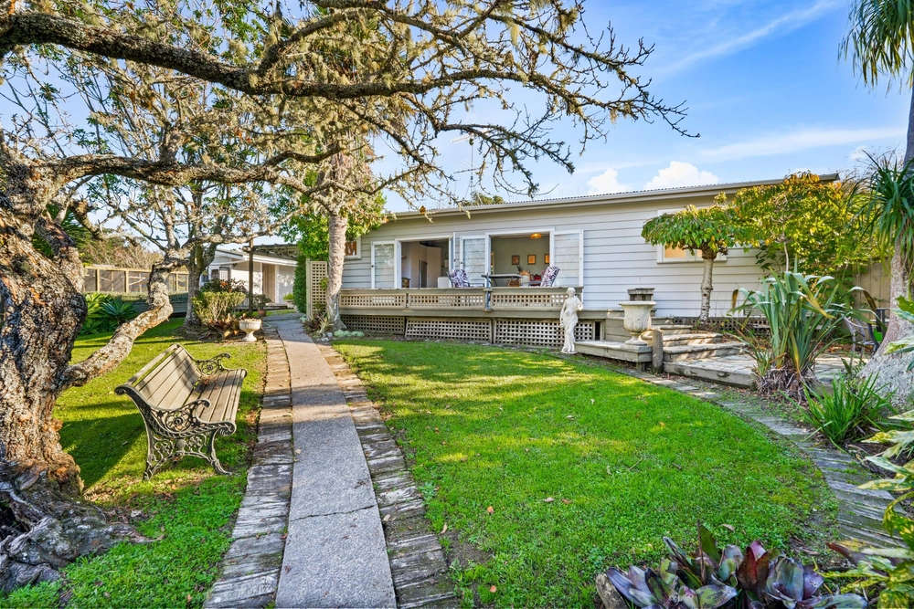 Photos of 391 Pine Valley Road