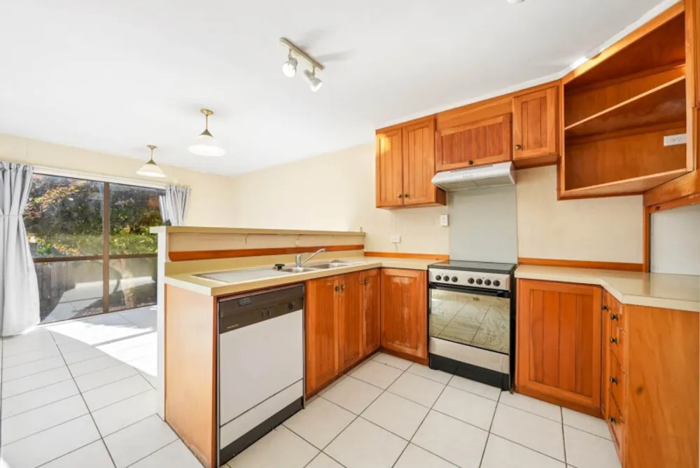 Photos of 4/32A Tawera Road