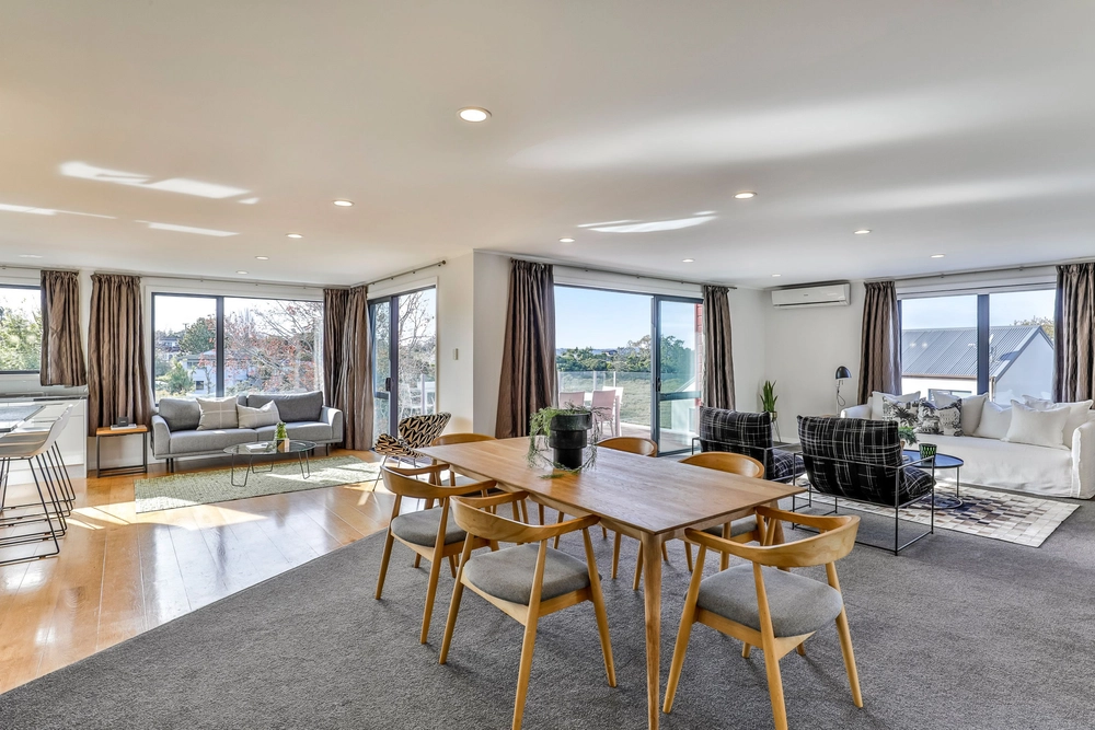 Photos of 88 Tiroroa Avenue