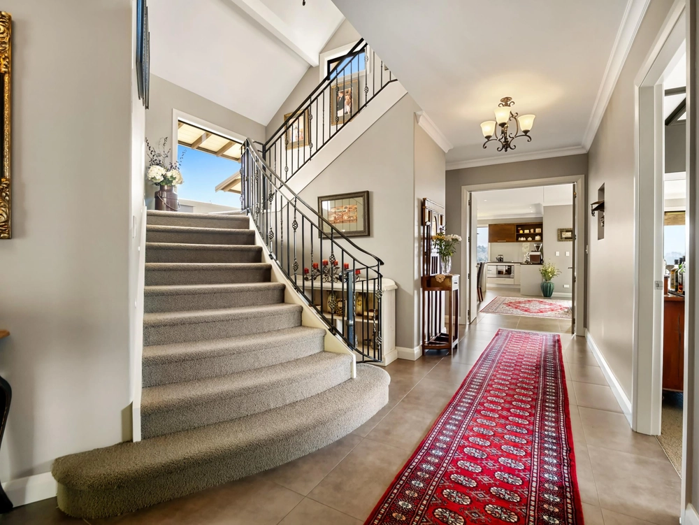 Photos of 265A Hot Springs Road