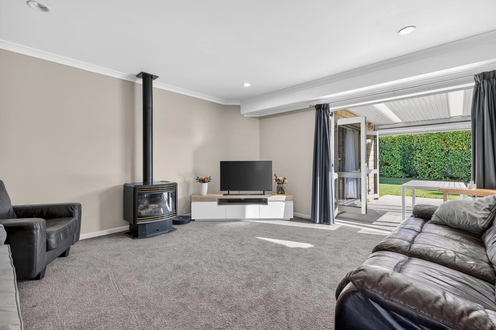 Photos of 18 Milbrook Place