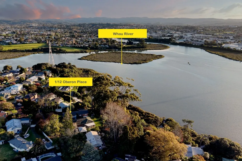 Photos of 1/12 Oberon Place