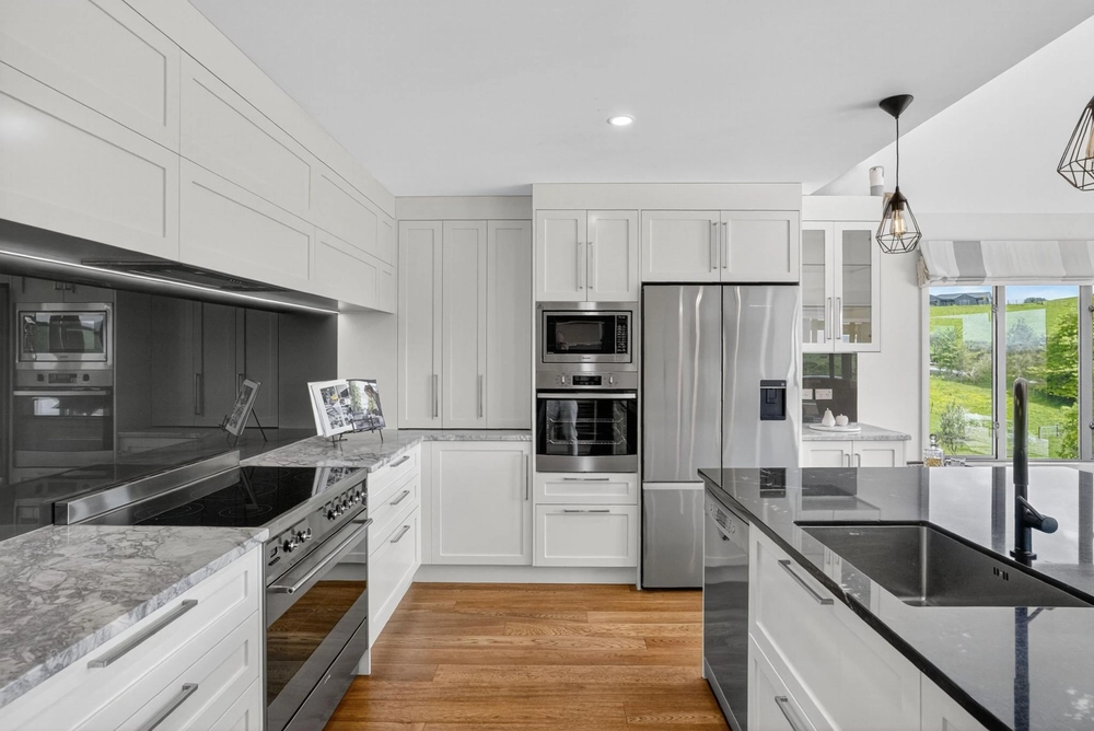 Photos of 333 Tuhimata Road