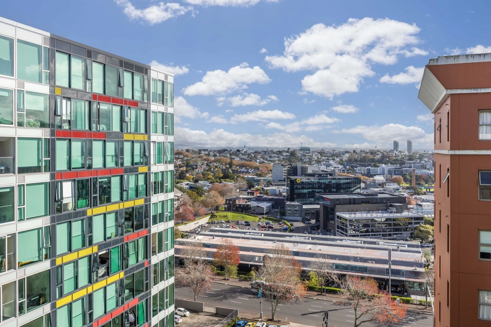 Photos of 1003/135 Hobson Street