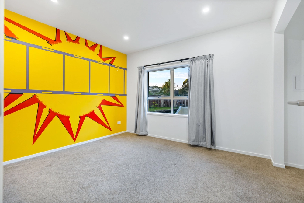 Photos of 273A Royal Road