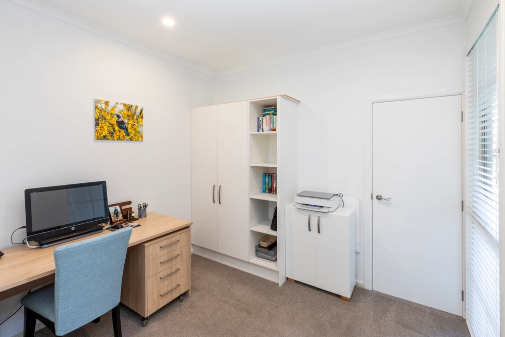 Photos of 2 Applefield Court