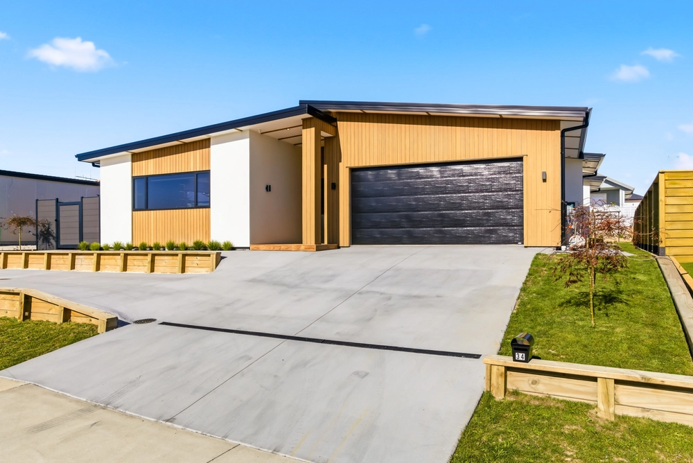 Photos of 34 Makomako Crescent