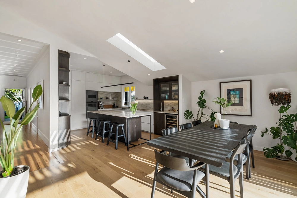 Photos of 46 Cumberland Avenue