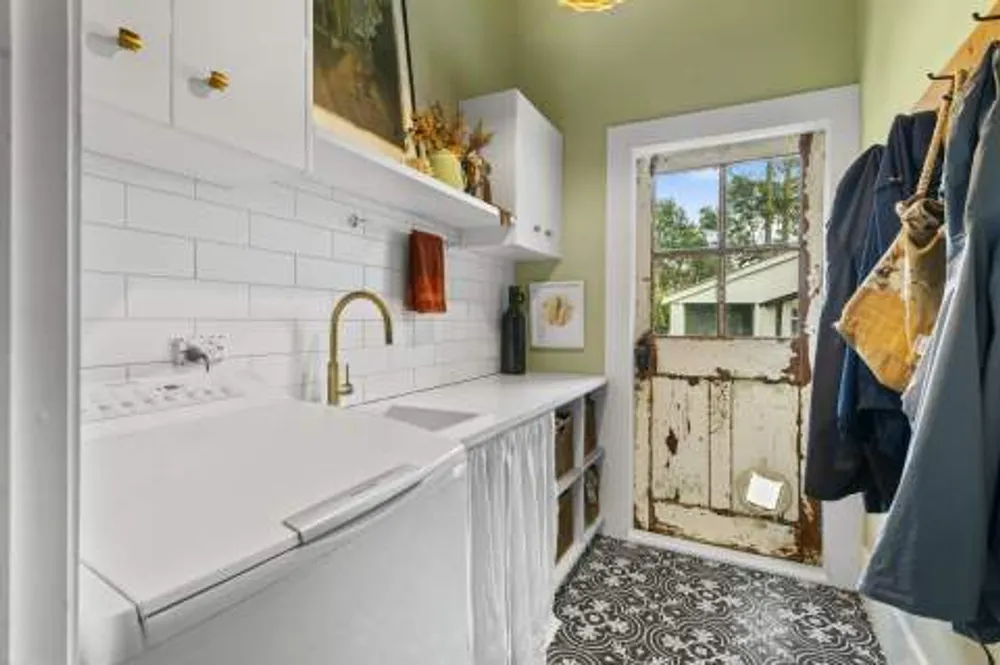 Photos of 52 Stewart Road