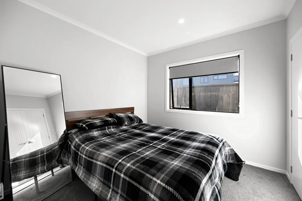 Photos of 9 Earp Crescent