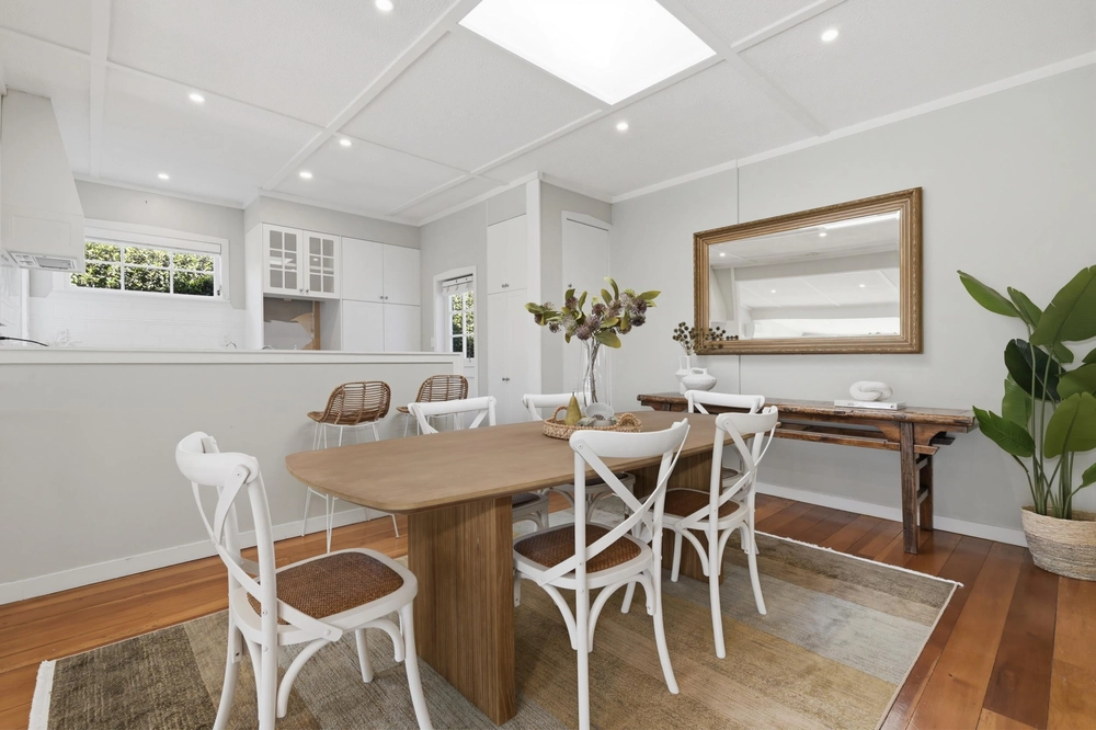 Photos of 9 Fourteenth Avenue