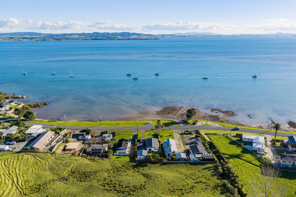 Photos of 1921 Whangarei Heads Road