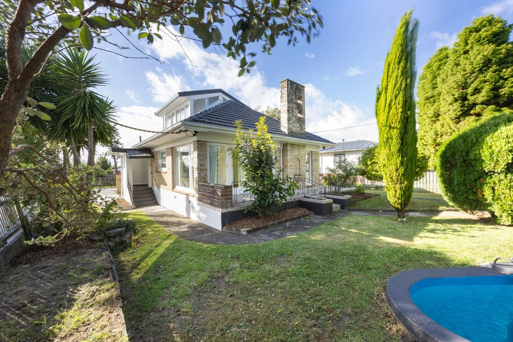 Photos of 35 Archibald Road