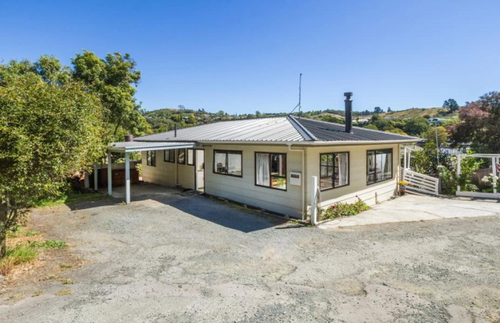 Photos of 2 Konini Street