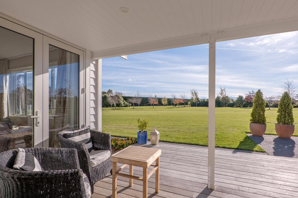 Photos of 695 McLaughlins Road