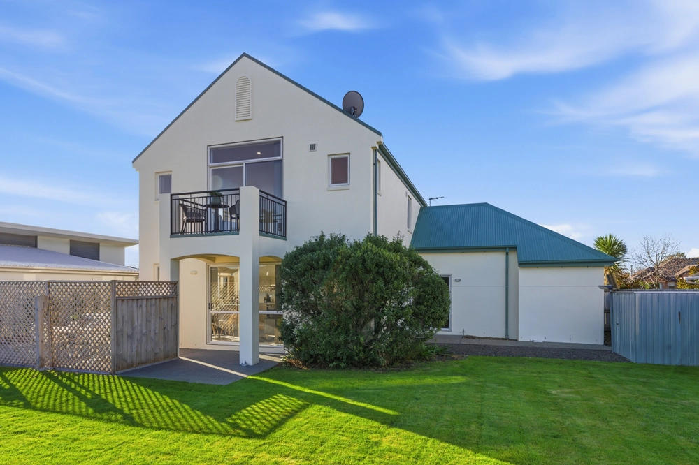 Photos of 49 Bibiana Street