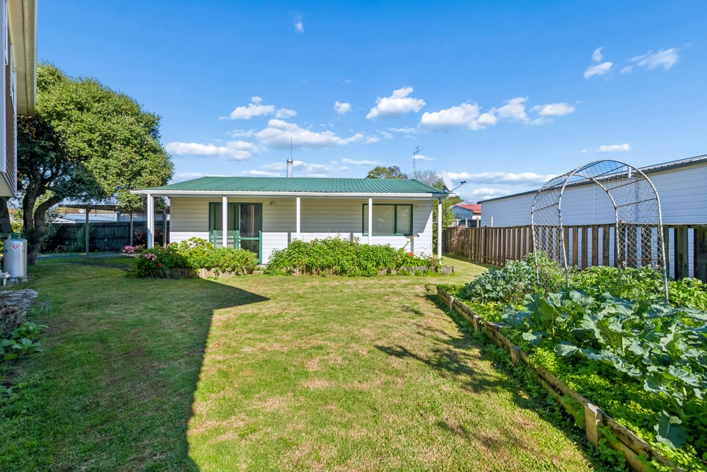 Photos of 11 Sullivan Avenue
