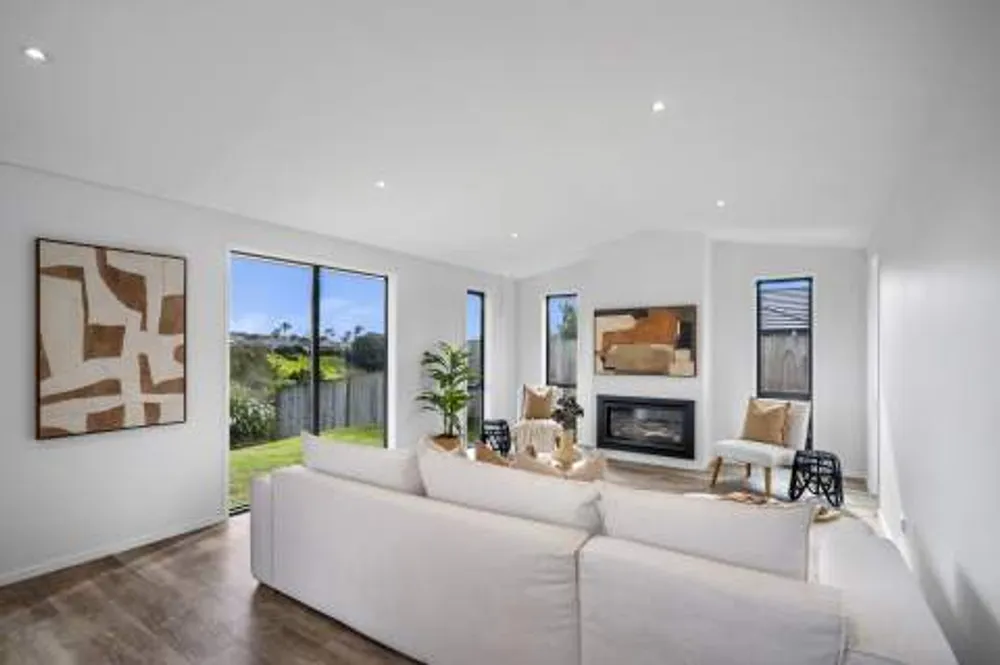 Photos of 18 Hass Drive