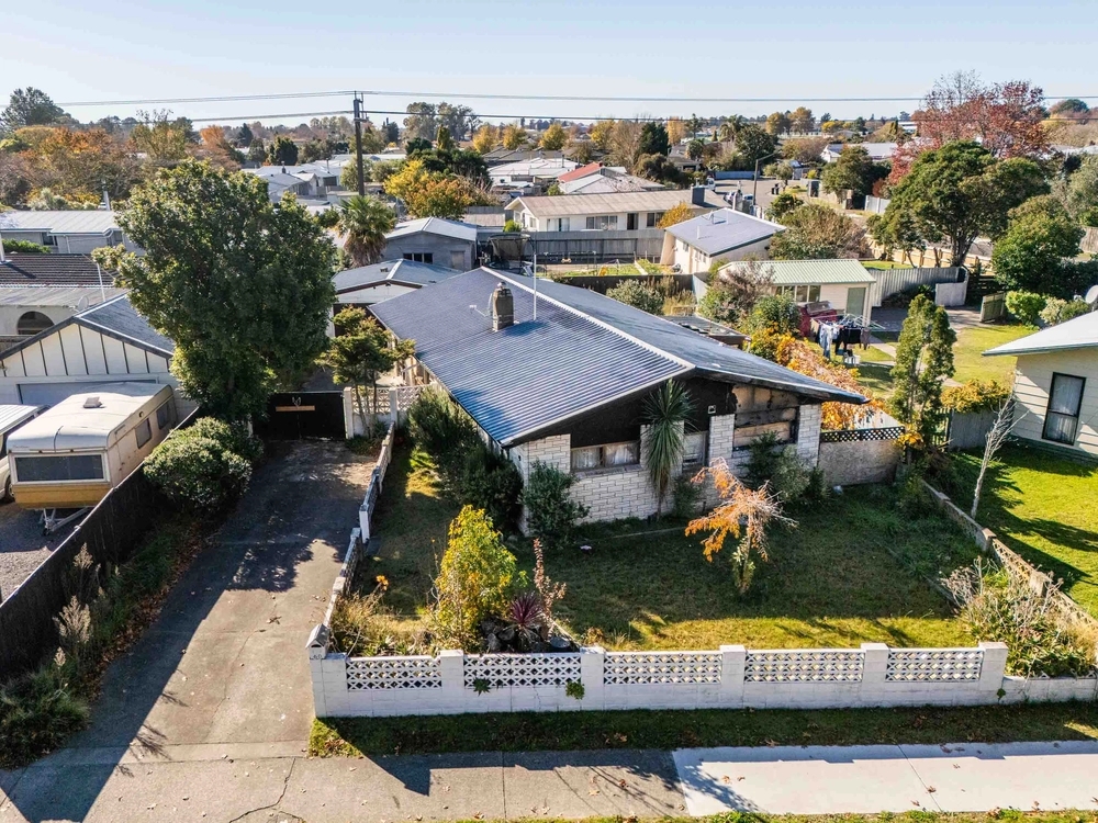 Photos of 60 Walton Way