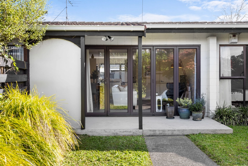 Photos of 2/14 Longford Street
