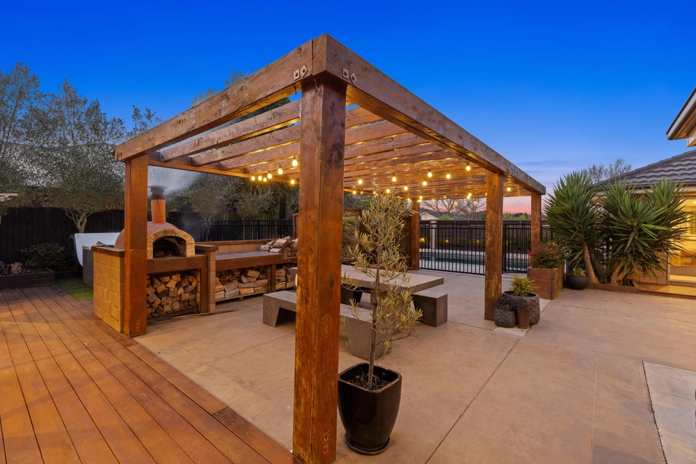 Photos of 41 Sheridan Drive