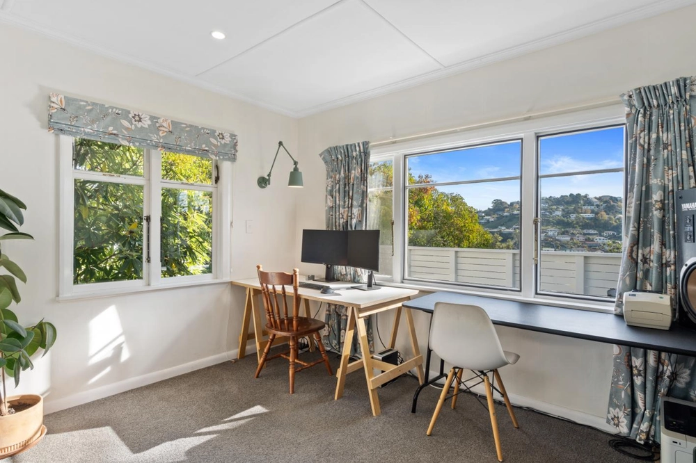 Photos of 2 Konini Street