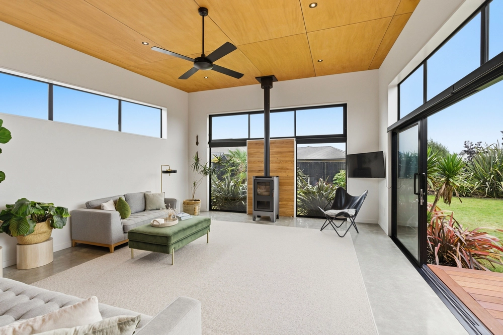 Photos of 93 Beachvale Drive