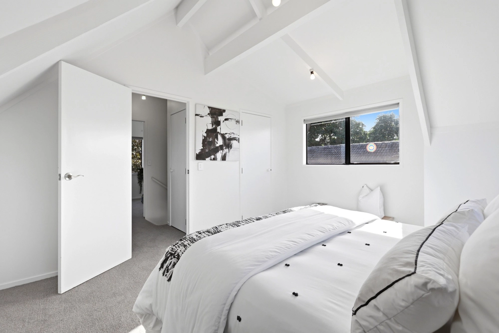 Photos of 111C Selwyn Street