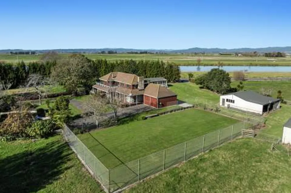 Photos of 9 Moore Road