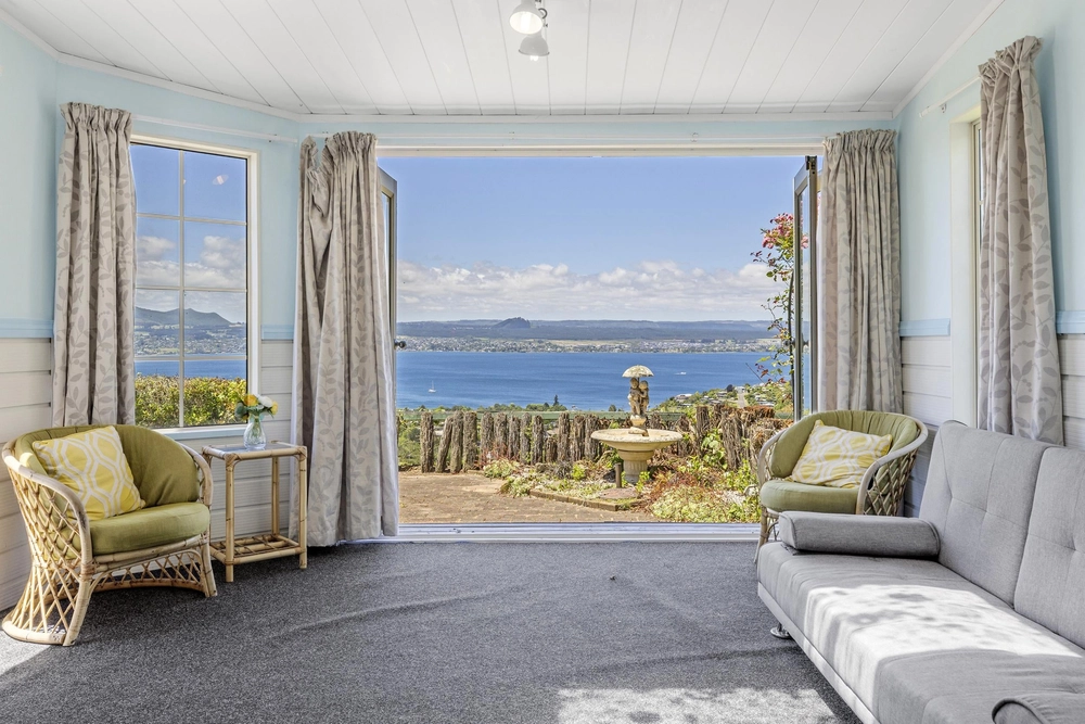 Photos of 65 Te Moenga Park