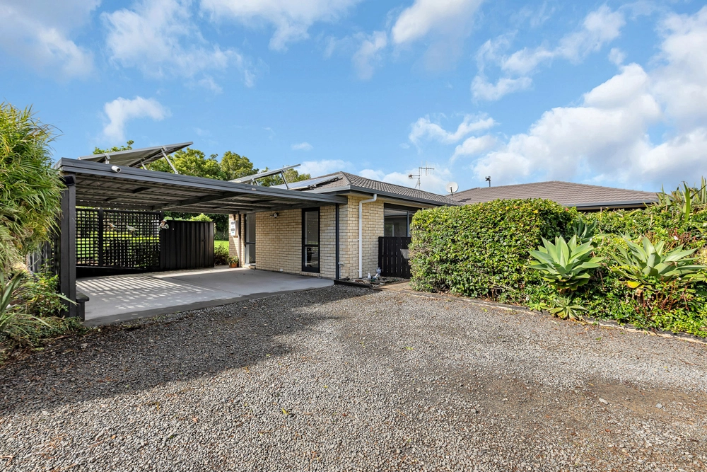 Photos of 431 Apotu Road