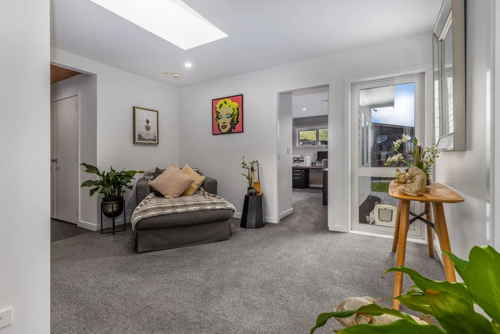 Photos of 39 Waipunahau Road