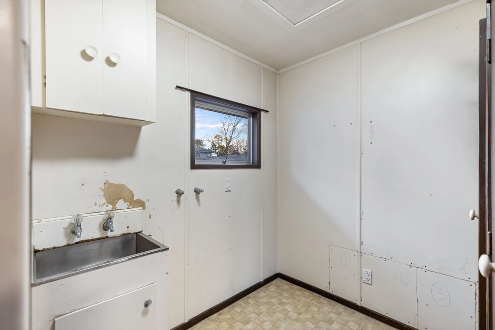 Photos of 273A Royal Road