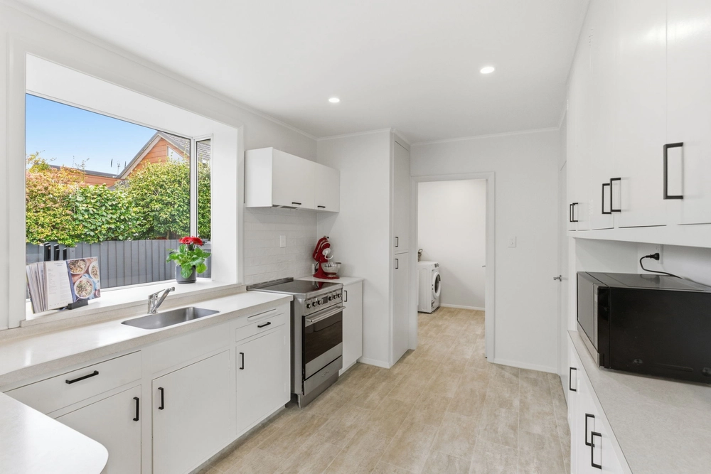 Photos of 72 Merrin Street