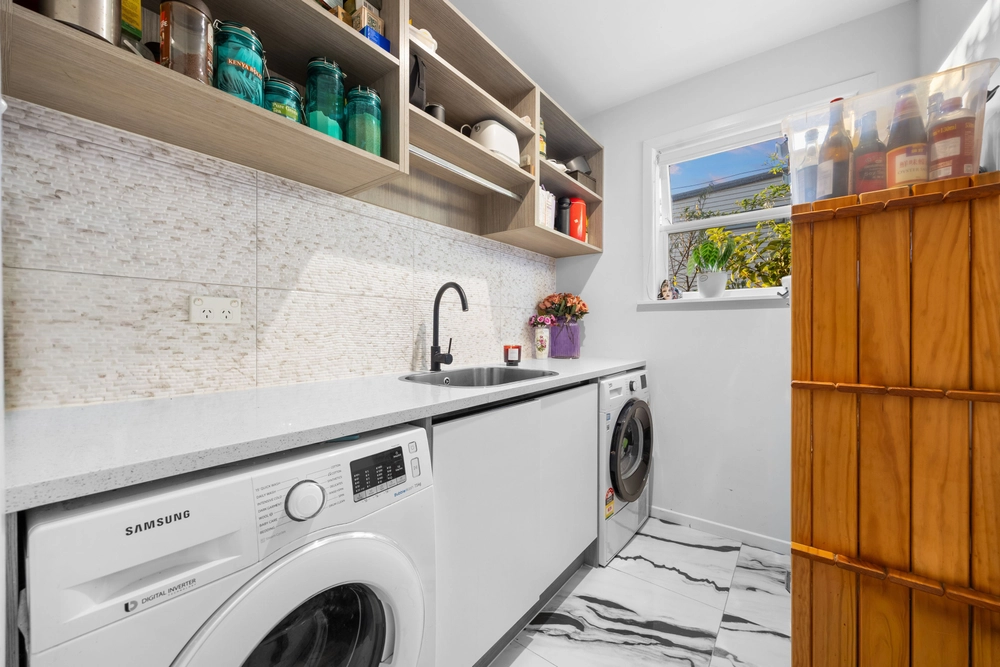 Photos of 75 Penrose Road