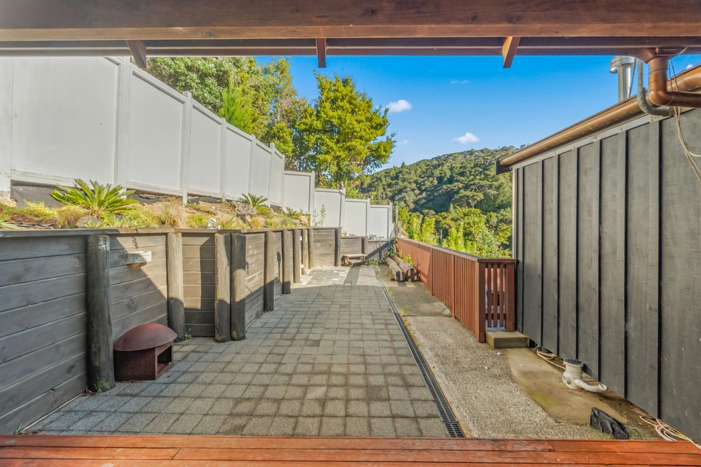 Photos of 32 Joyces Road